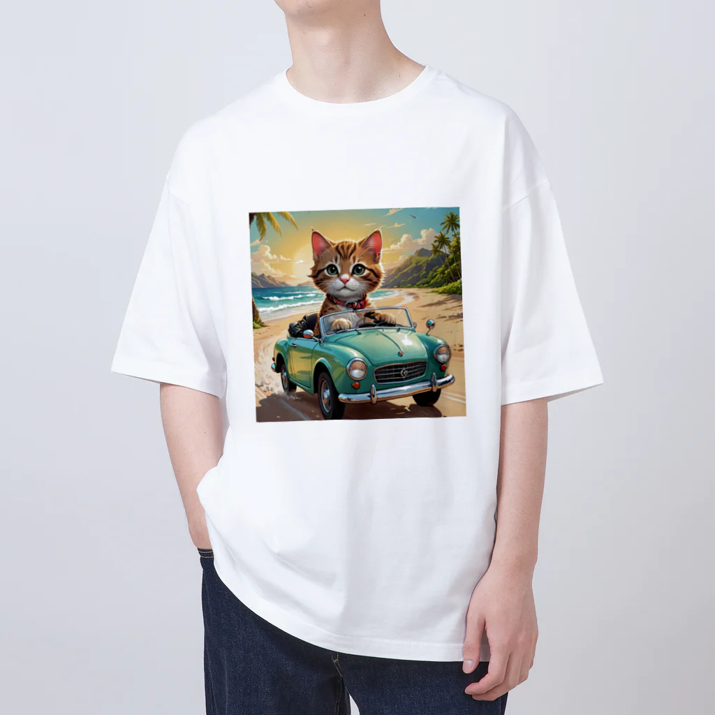 HIROICの浜辺をドライブする子猫 Oversized T-Shirt