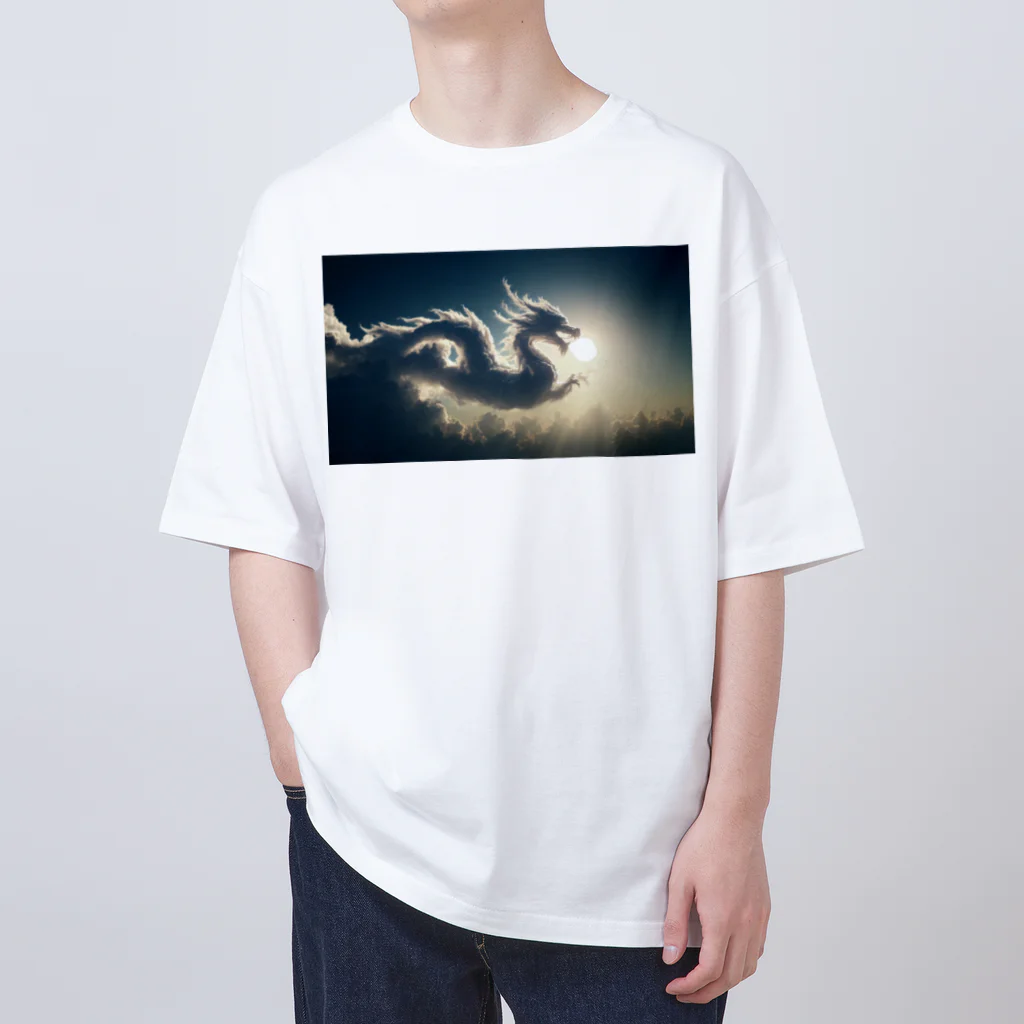 matsuya-11の太陽へ向かう雲龍 Oversized T-Shirt