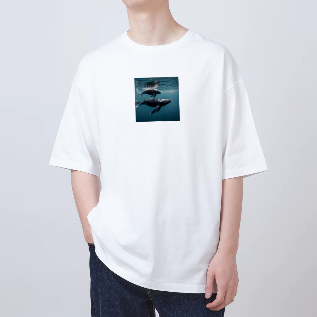 tozaki5573のクジラの親子 Oversized T-Shirt