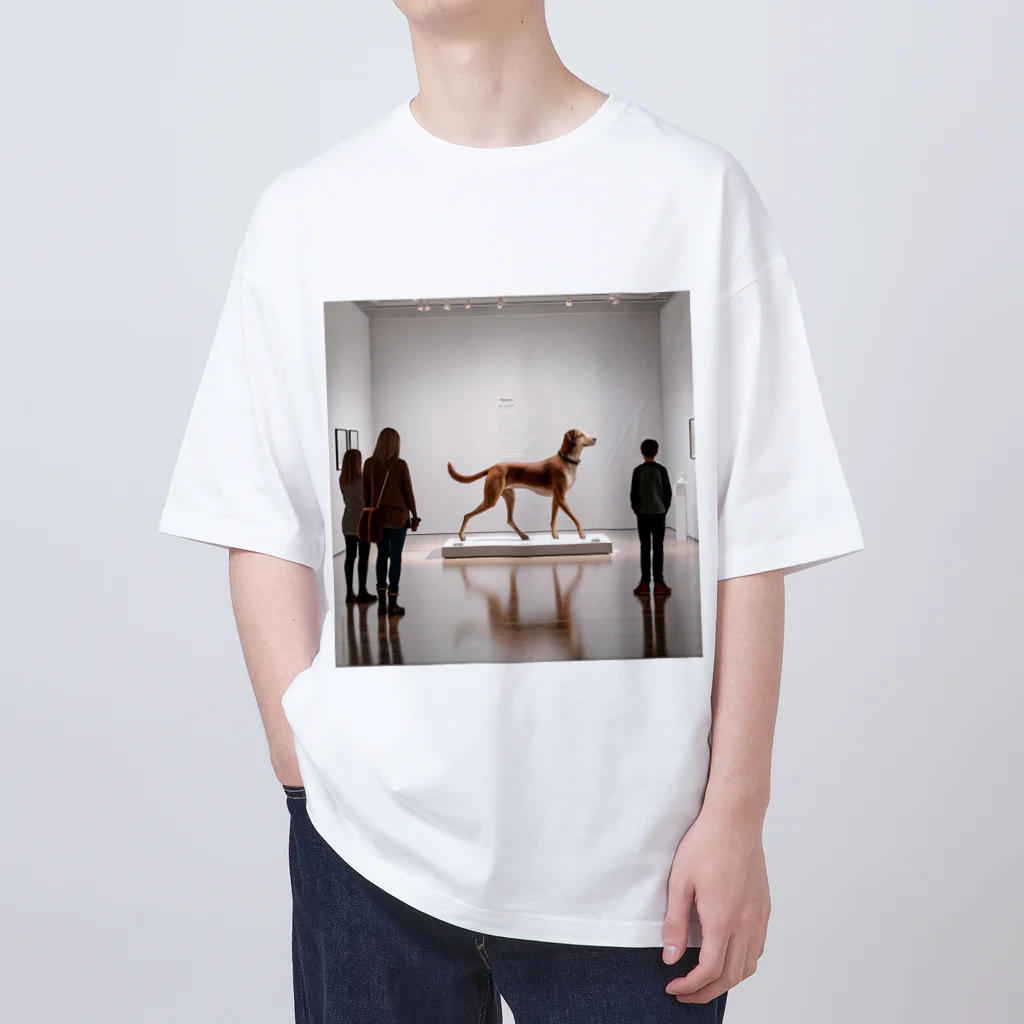 平野愛理の展示犬 Oversized T-Shirt