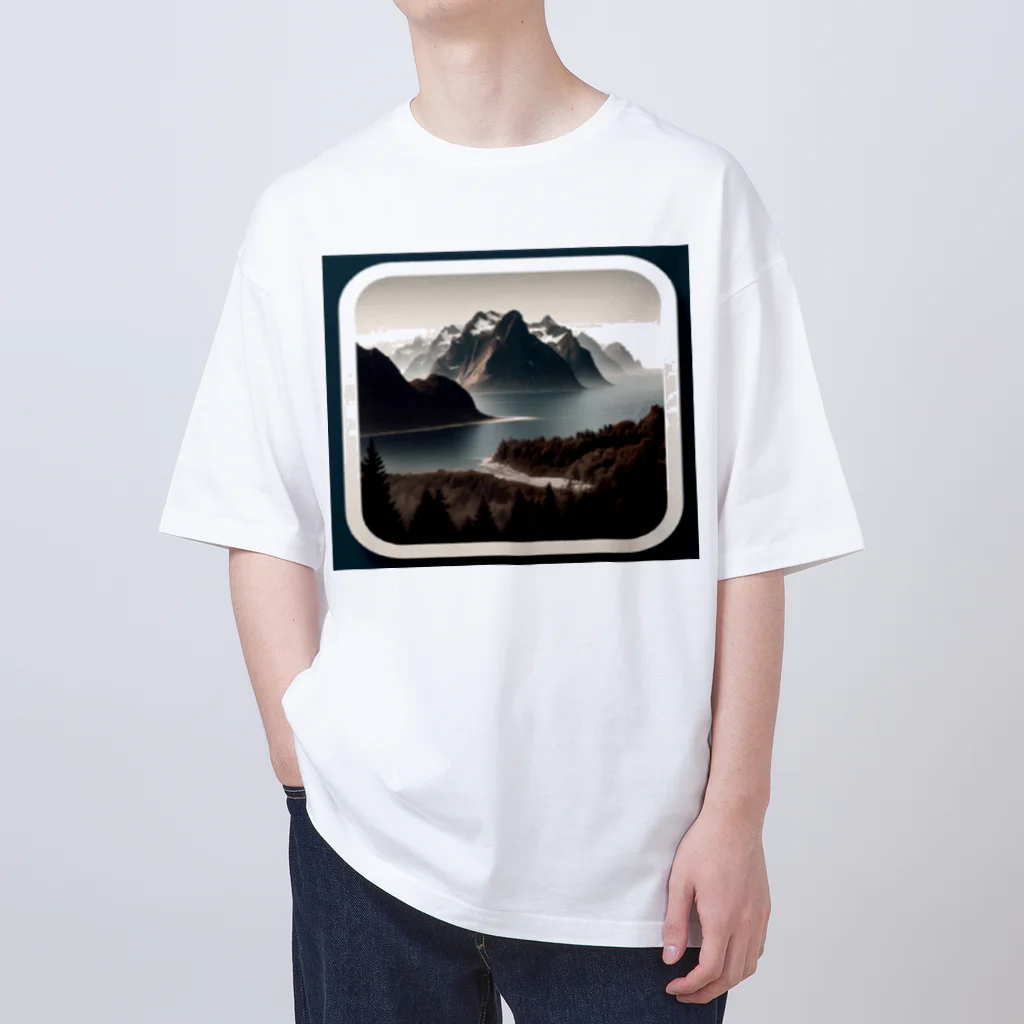 天明裕司の霧の中の静寂な山々 オーバーサイズTシャツ