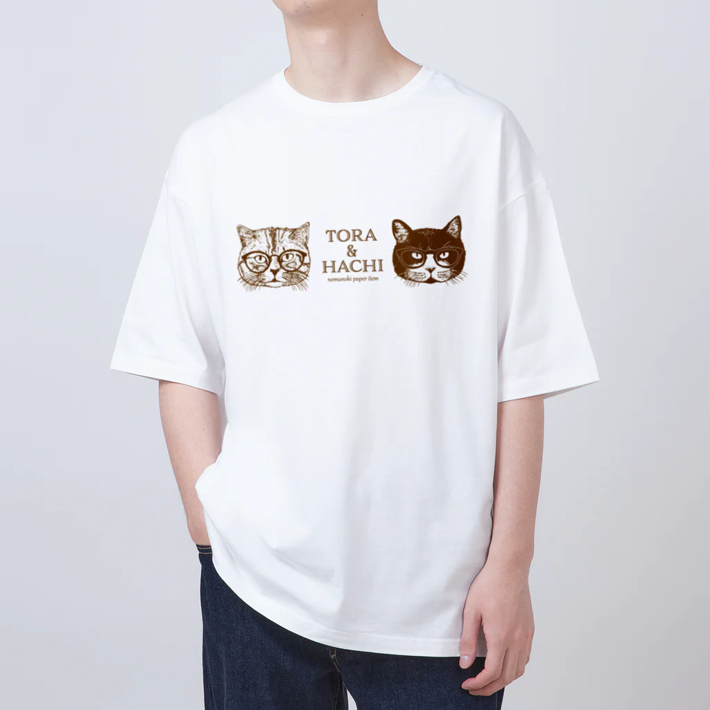 nemunoki paper itemのめがねでおしゃれトラとハチ Oversized T-Shirt