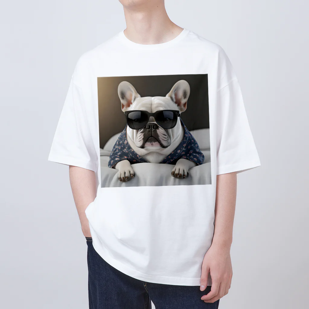 SI-SAAのおやすみBOSS犬 オーバーサイズTシャツ