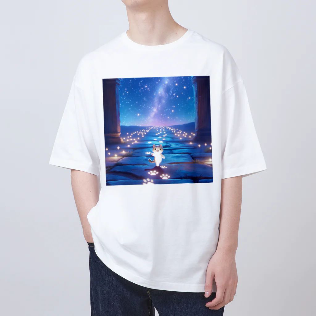 ３月ドラゴンの夜の散歩子猫 Oversized T-Shirt