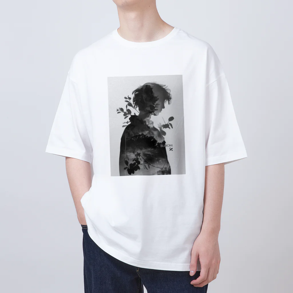 ZYX DESIGN ClothingのBLOOM Oversized T-Shirt