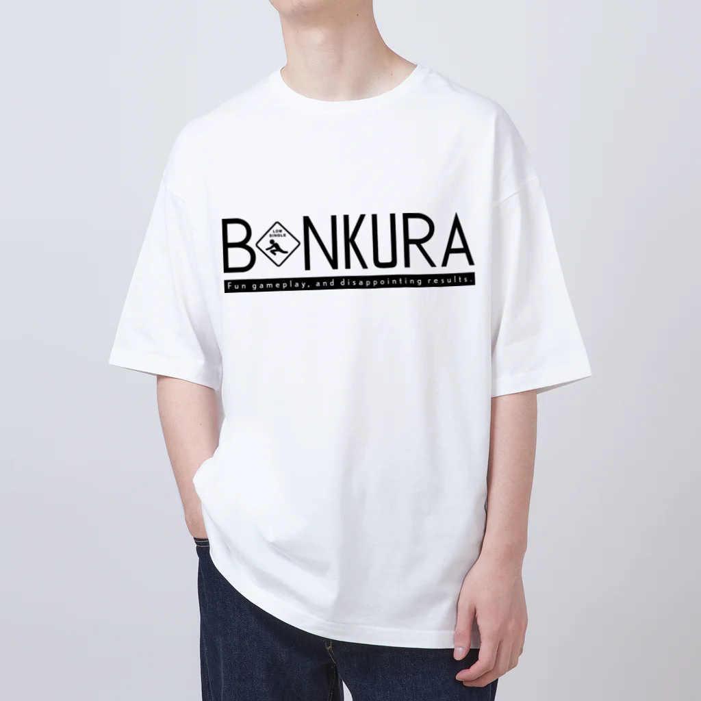 アリーヴェデルチャンネルSHOPのBONKURA TYPO BLK Oversized T-Shirt