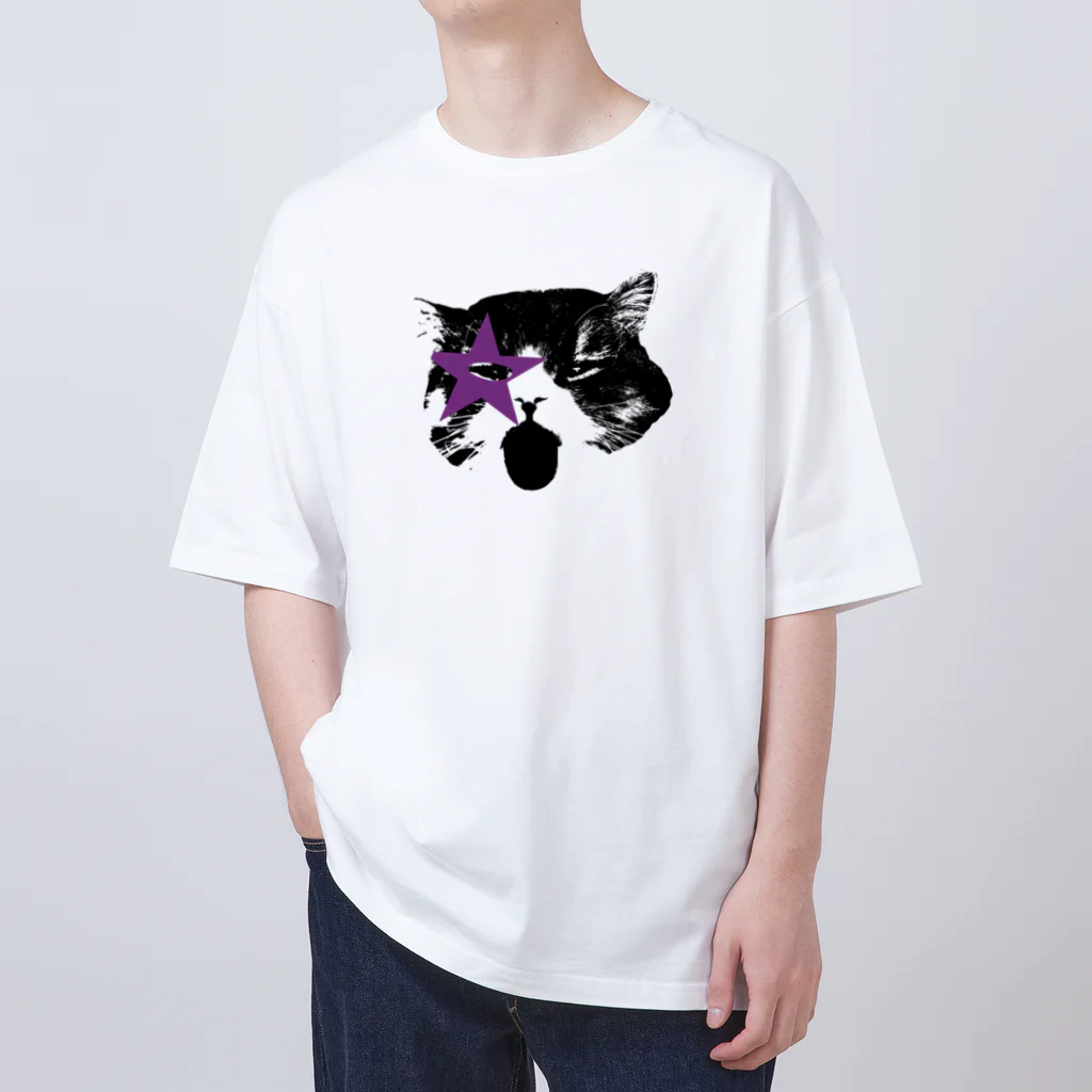 むぎみそ商店のあっかんべー猫 Oversized T-Shirt