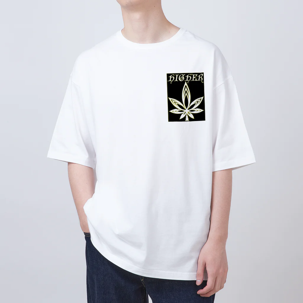 HIGHERのHIGHER original　ワッペン風ロゴ オーバーサイズTシャツ