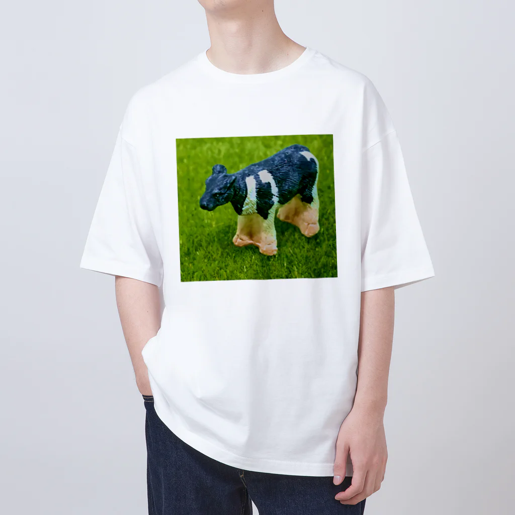 コナカマ通販SUZURI支店のCOW-2021 Oversized T-Shirt