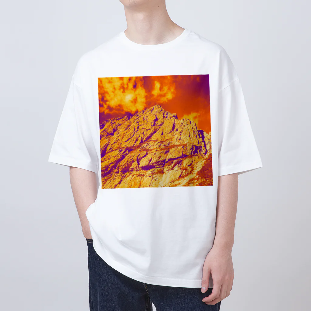 habanerの剣岳チンネ・夏 Oversized T-Shirt