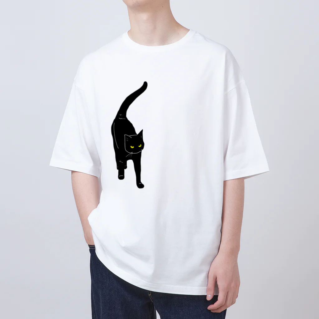 小鳥と映画館の黒猫が来る そして去る 右胸バージョン Oversized T-Shirt