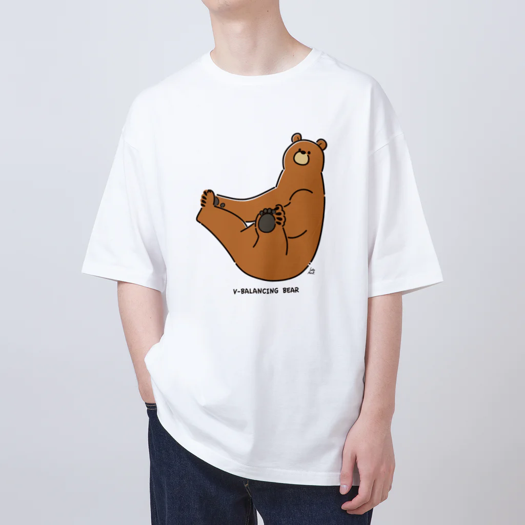 サトウノリコ*のV字バランスするクマ(いろ) Oversized T-Shirt