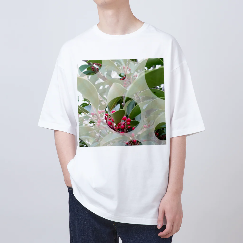 Lily bird（リリーバード）のピラカンサス（？）photo 正方形 オーバーサイズTシャツ