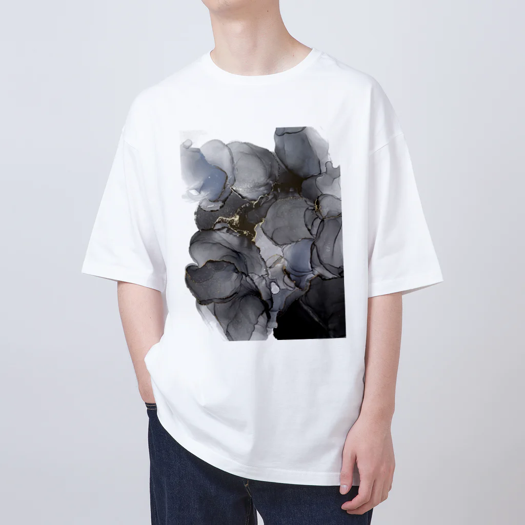 美（utsukushi）のモノクロ大理石調 Oversized T-Shirt