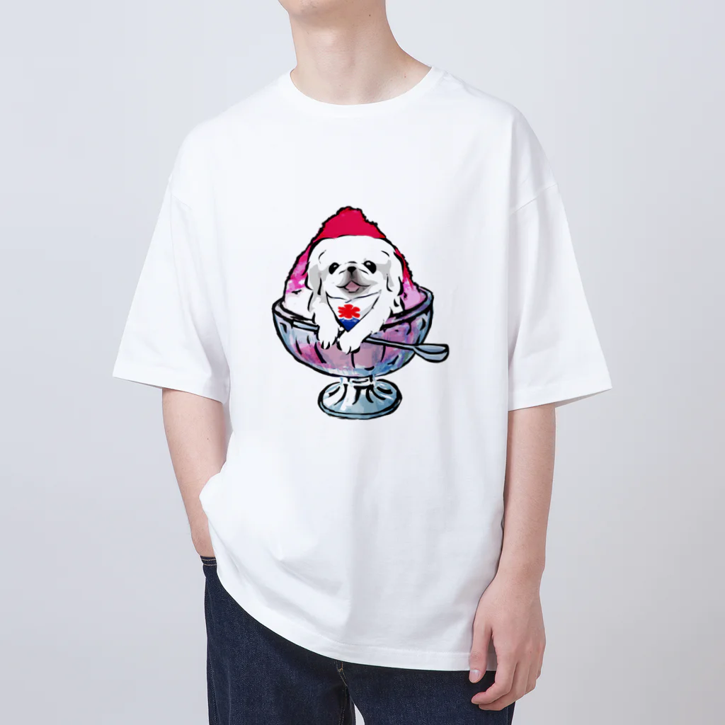 犬グッズの店しえるぶるーのかき氷ワンちゃん　氷イチゴ　ペキニーズ　ホワイト オーバーサイズTシャツ