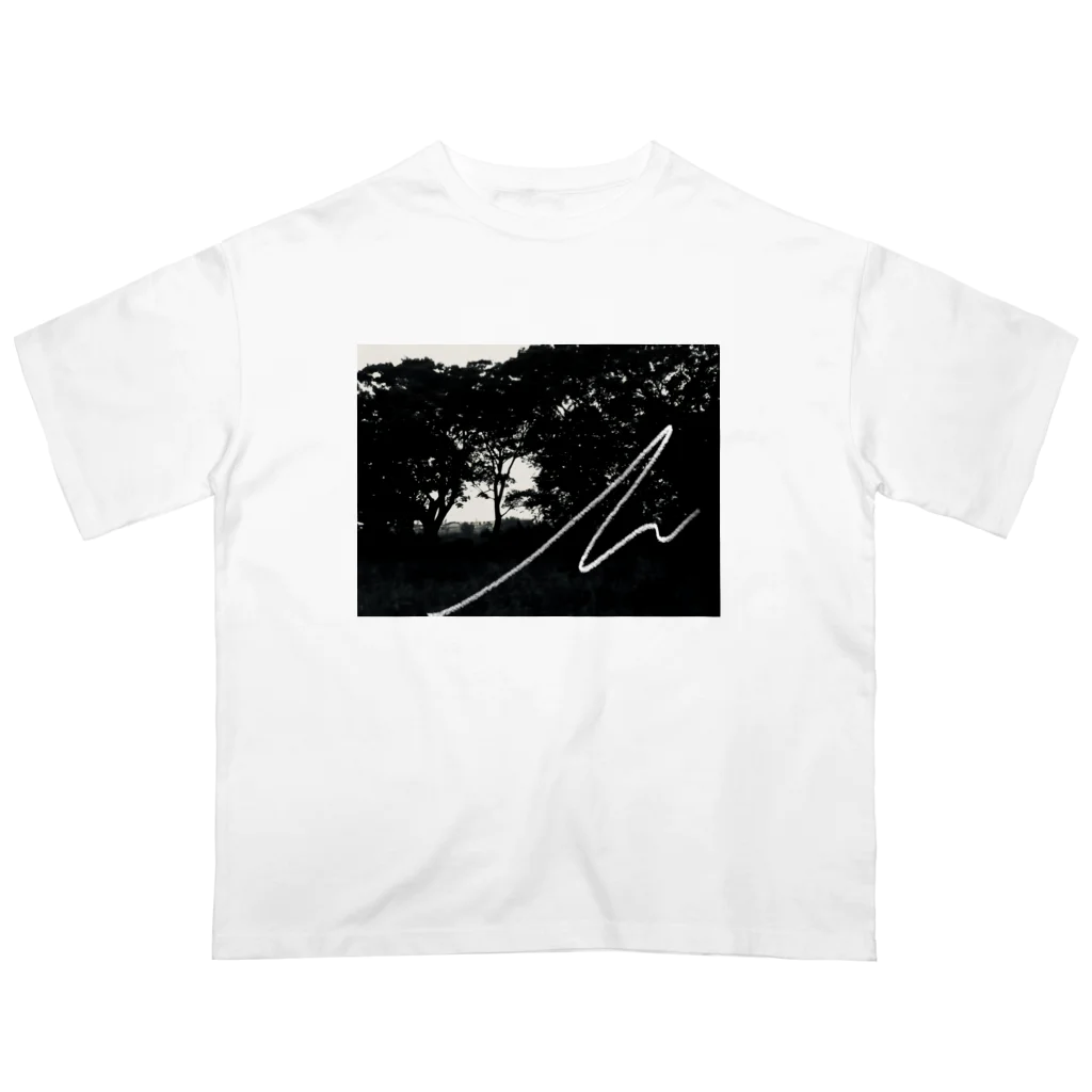 シルバートーンの樹（リニューアル） オーバーサイズTシャツ