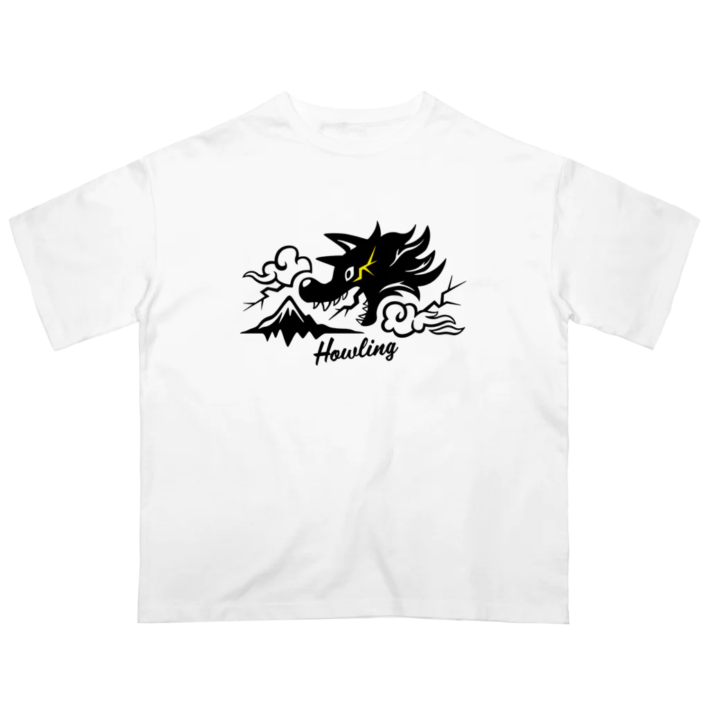 kocoon（コクーン）のハウリングオオカミ Oversized T-Shirt