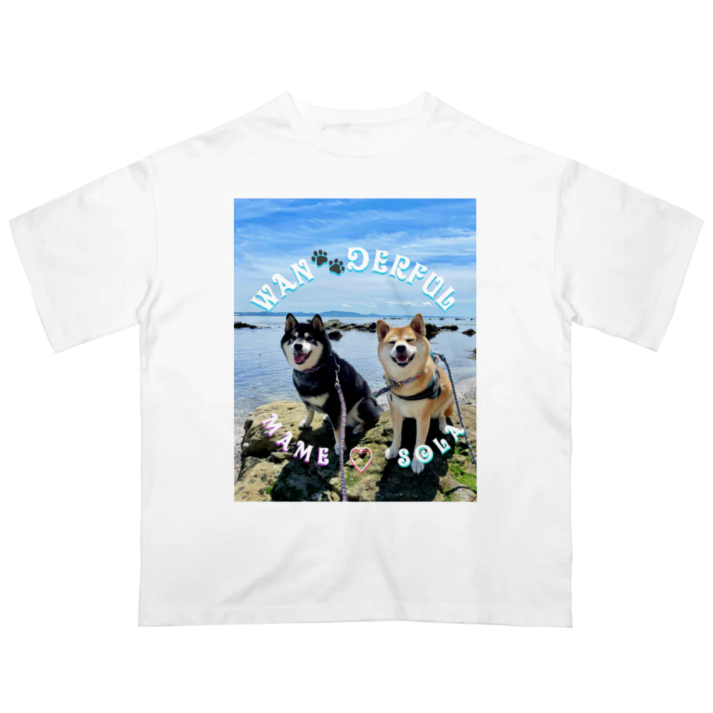 Sola-World の空豆 Oversized T-Shirt