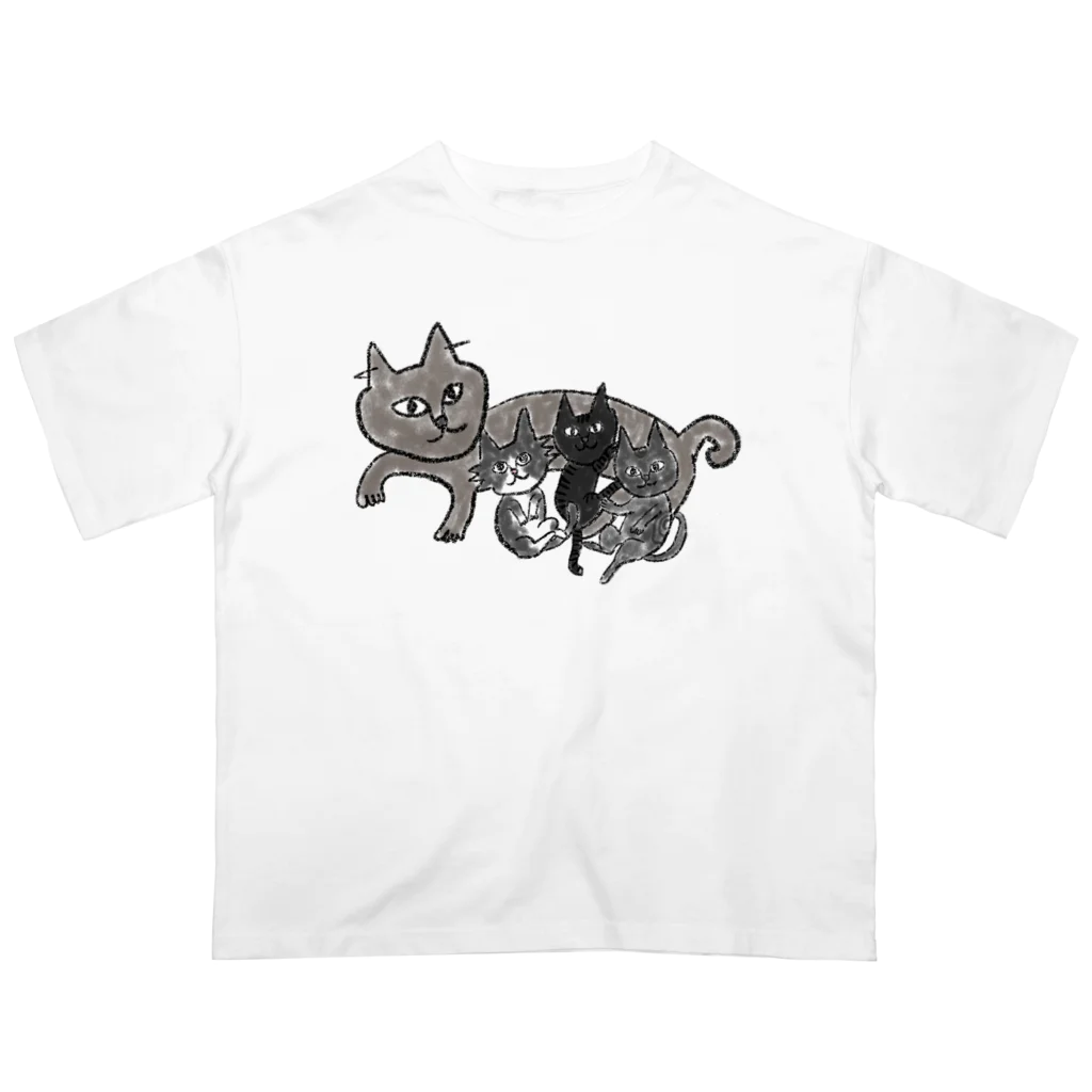 ニャンコ一族のみんないっしょ オーバーサイズTシャツ