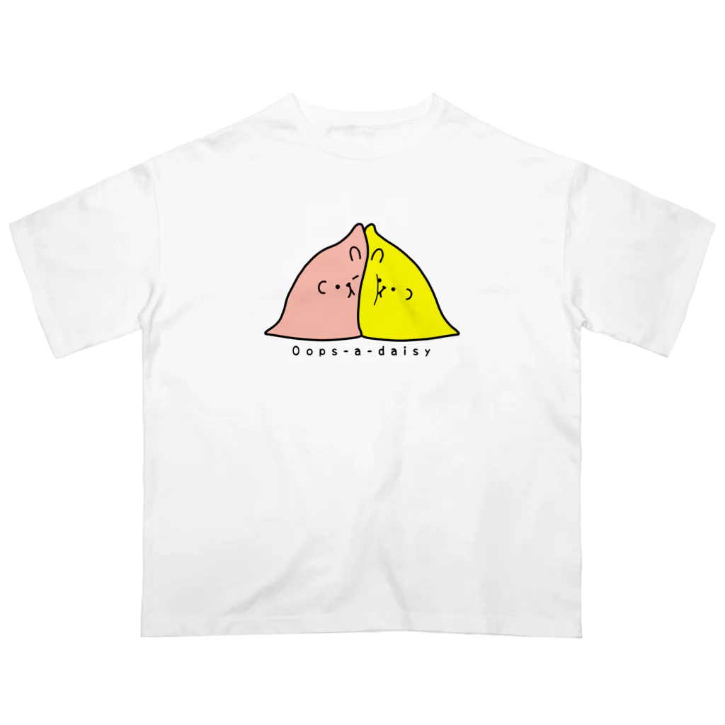 グミベアのおうちのムニュッとグミベア Oversized T-Shirt