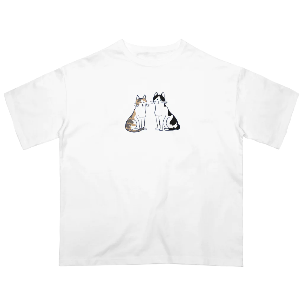 ごろごろぱんのこちらをみているねこちゃん Oversized T-Shirt