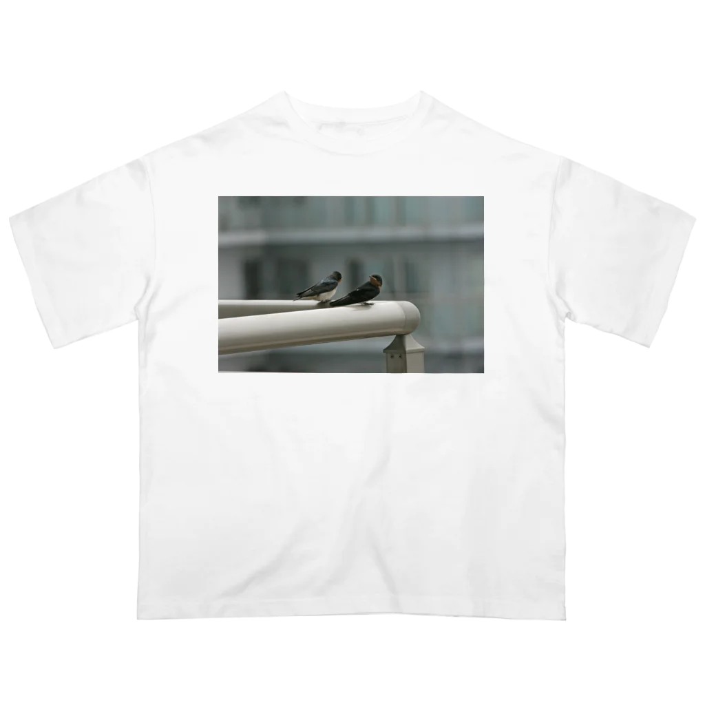 nokkccaのスワローズ - Swallows - Oversized T-Shirt