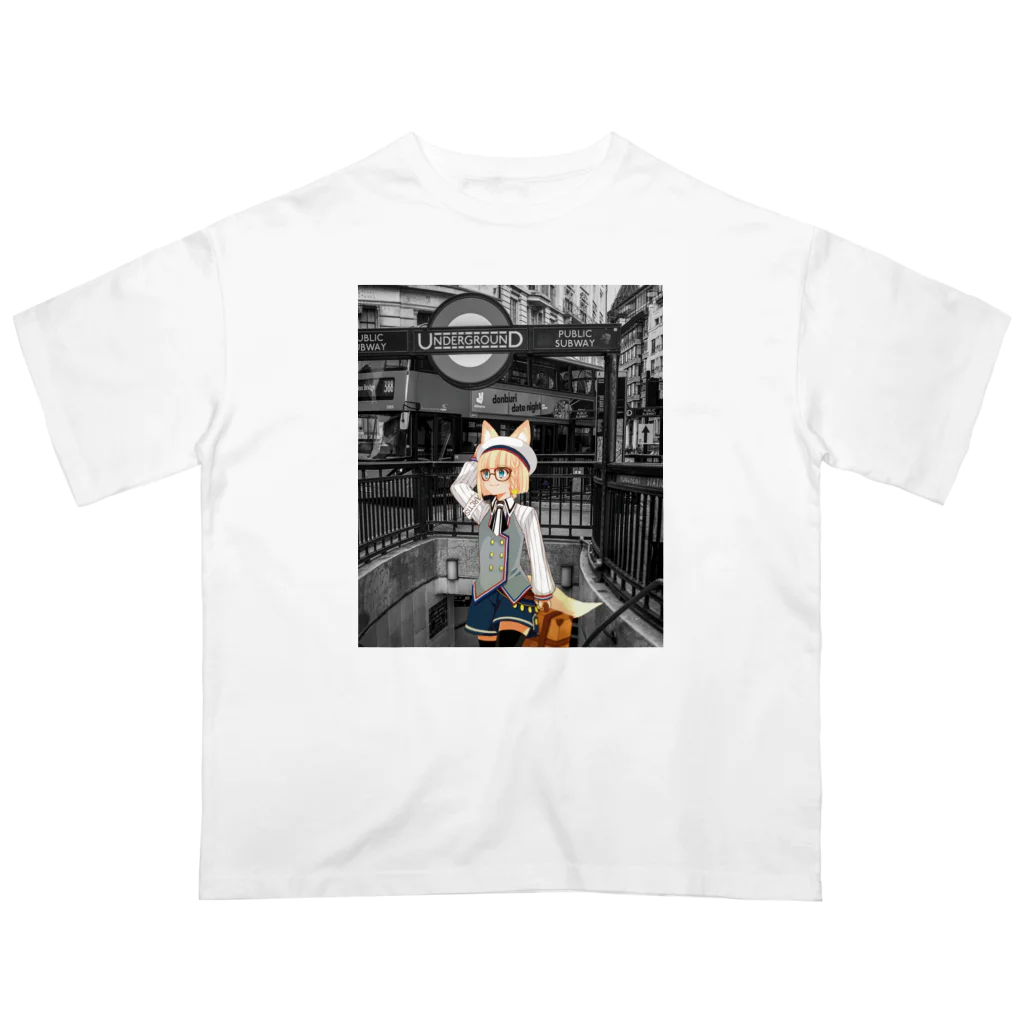 ♛ Tokikaze ♛のExploring London with Tokikaze 2 (Mono) オーバーサイズTシャツ