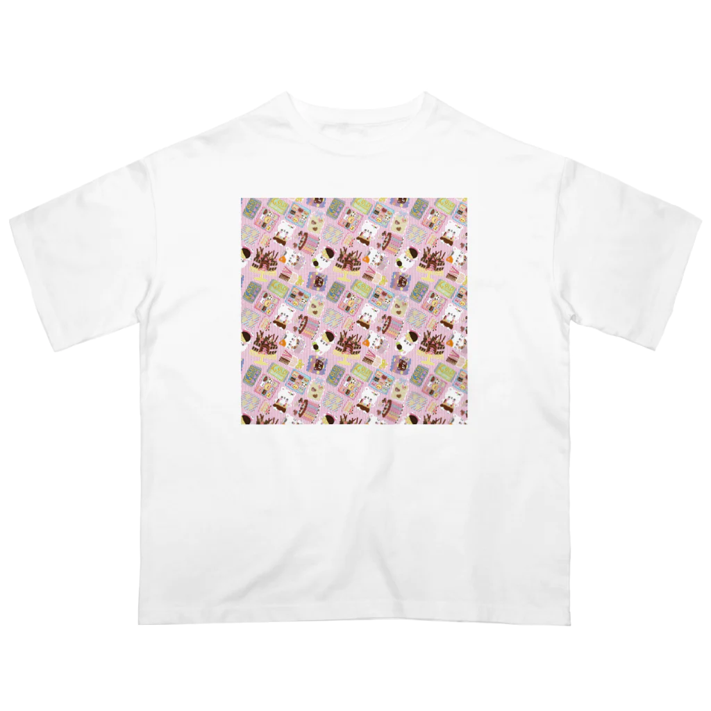 Katsukin Takamura | フェルトミニチュアアートドールのホワイトデーチョコレートパーティー Oversized T-Shirt