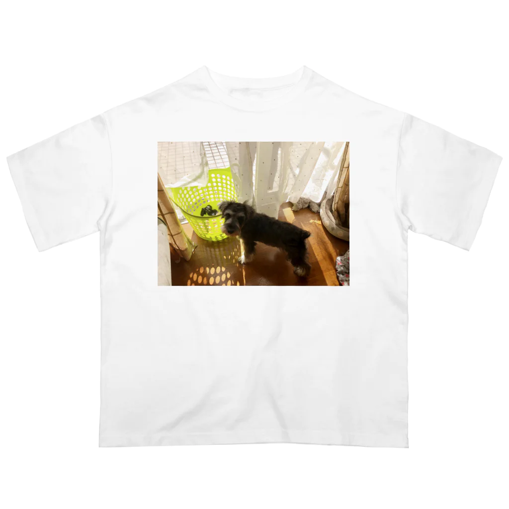 愛犬のグッズの木漏れ日 Oversized T-Shirt