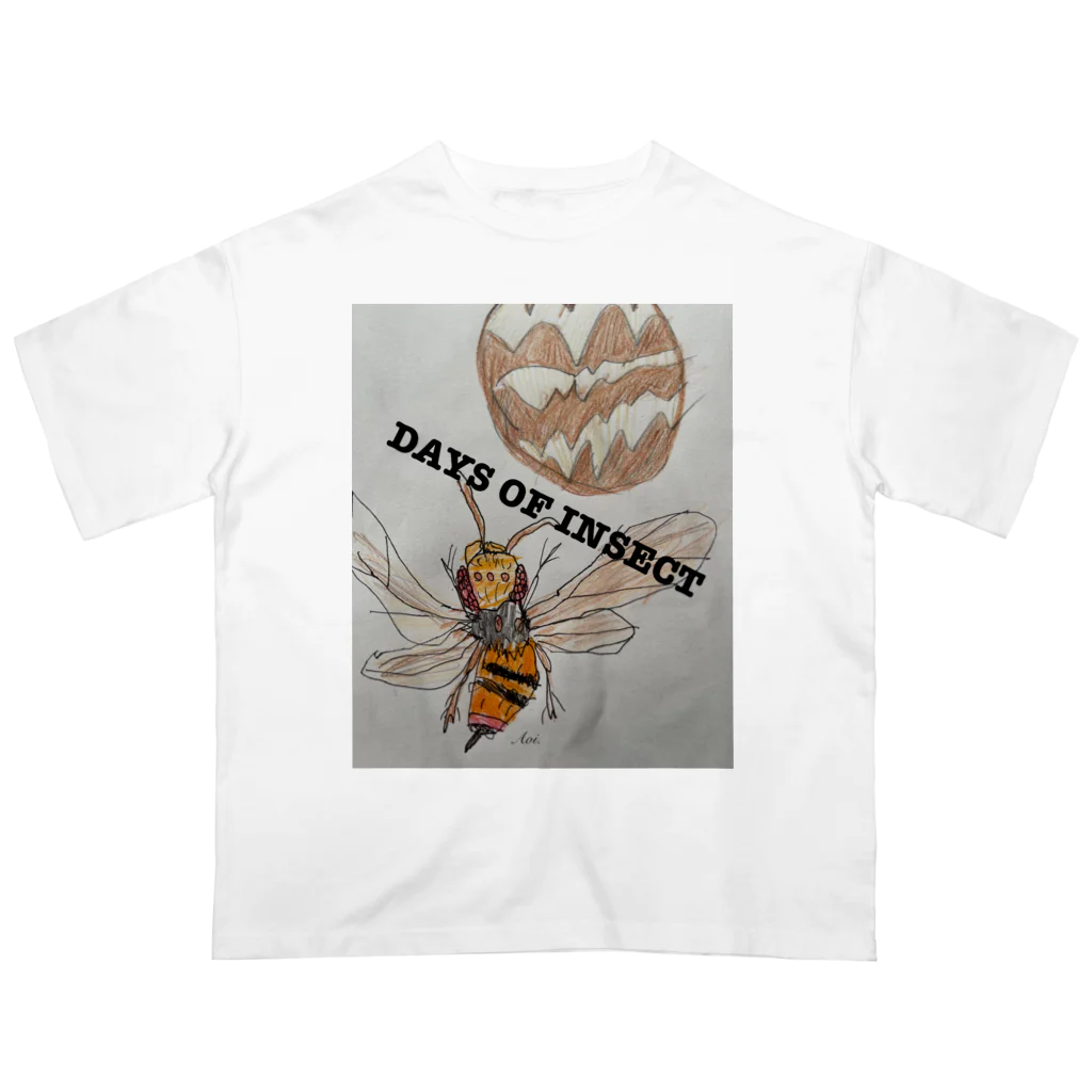 DAYS OF INSECTのこっちを見てるオオスズメバチ！ オーバーサイズTシャツ