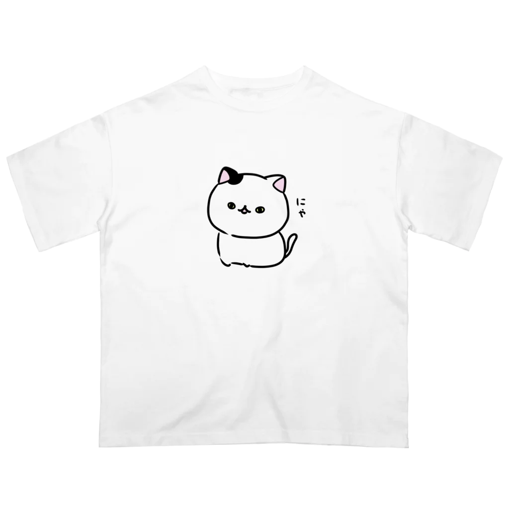 ゆう。のみせ 「はっちゃんず」のどこかの猫 オーバーサイズTシャツ