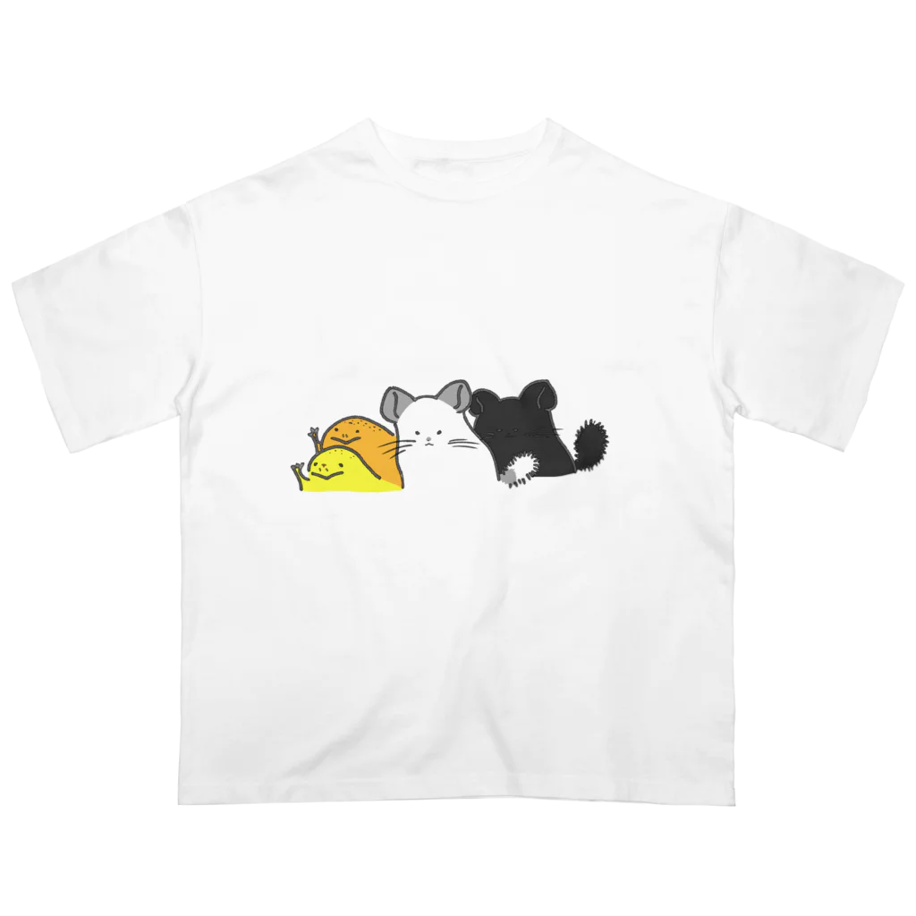 うめぼしのチンチラとトカゲ オーバーサイズTシャツ