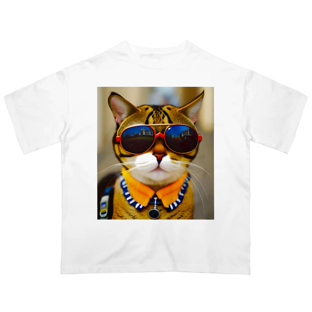 幻想的で創造的の猫にサングラス オーバーサイズTシャツ