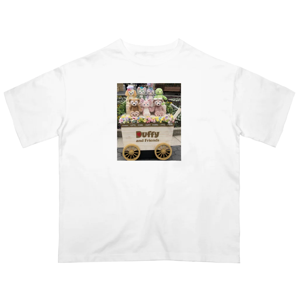 ともきちStoreのダッフィフレンズ Oversized T-Shirt