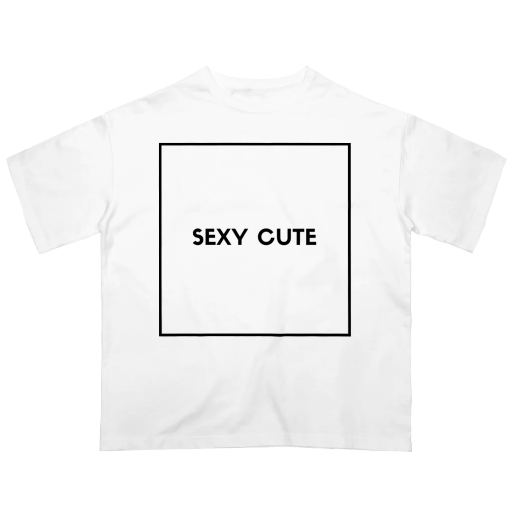 sexycuteのセクシーキュート　ブランド オーバーサイズTシャツ