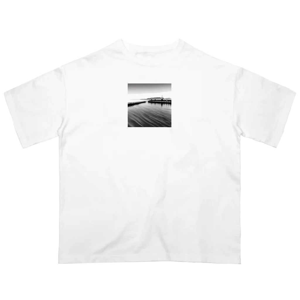 YoMiTの有名な観光スポットイメージ画像：チューリッヒ湖（スイス） Oversized T-Shirt