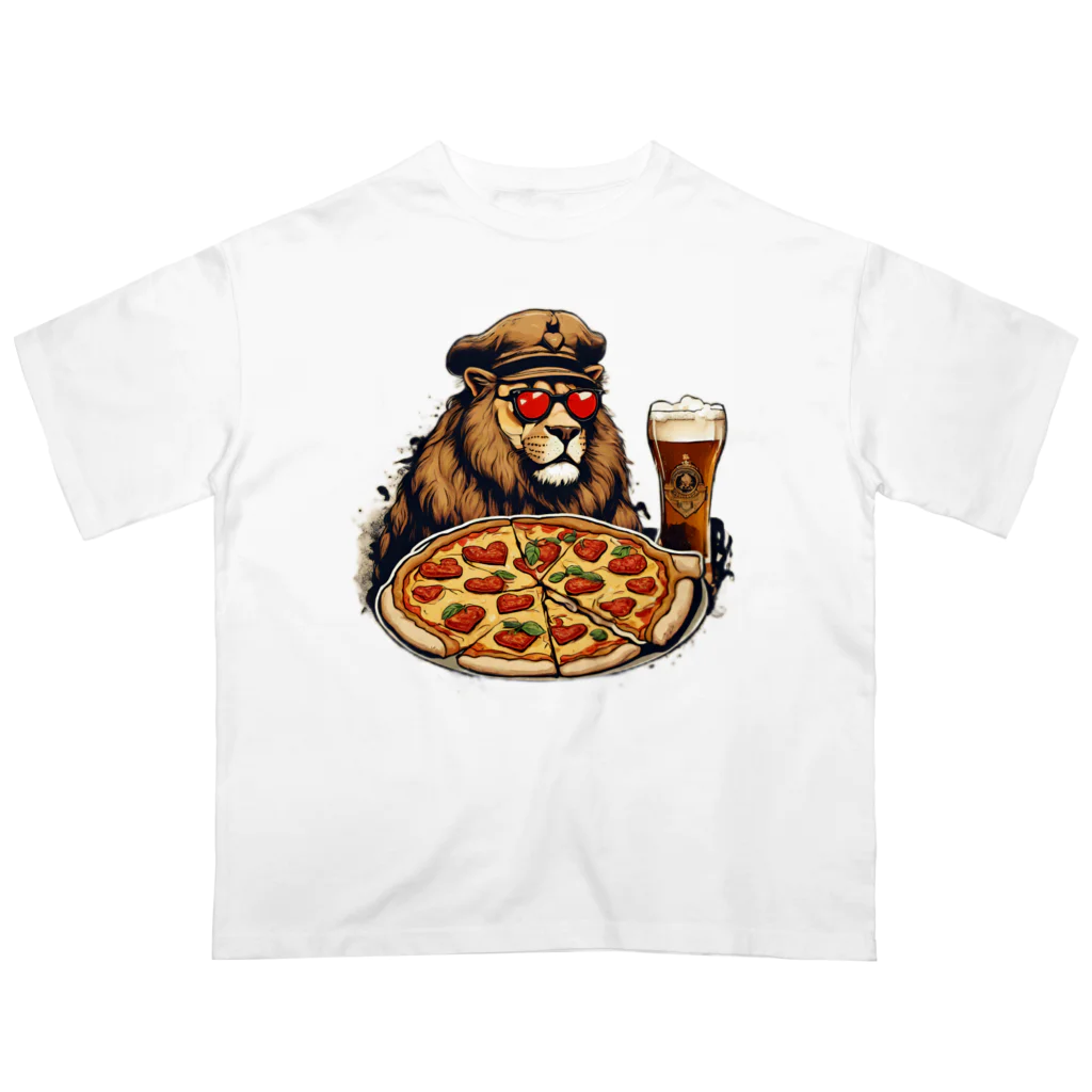 gorillArtの軍曹ライオンが愛するビールとピザ オーバーサイズTシャツ