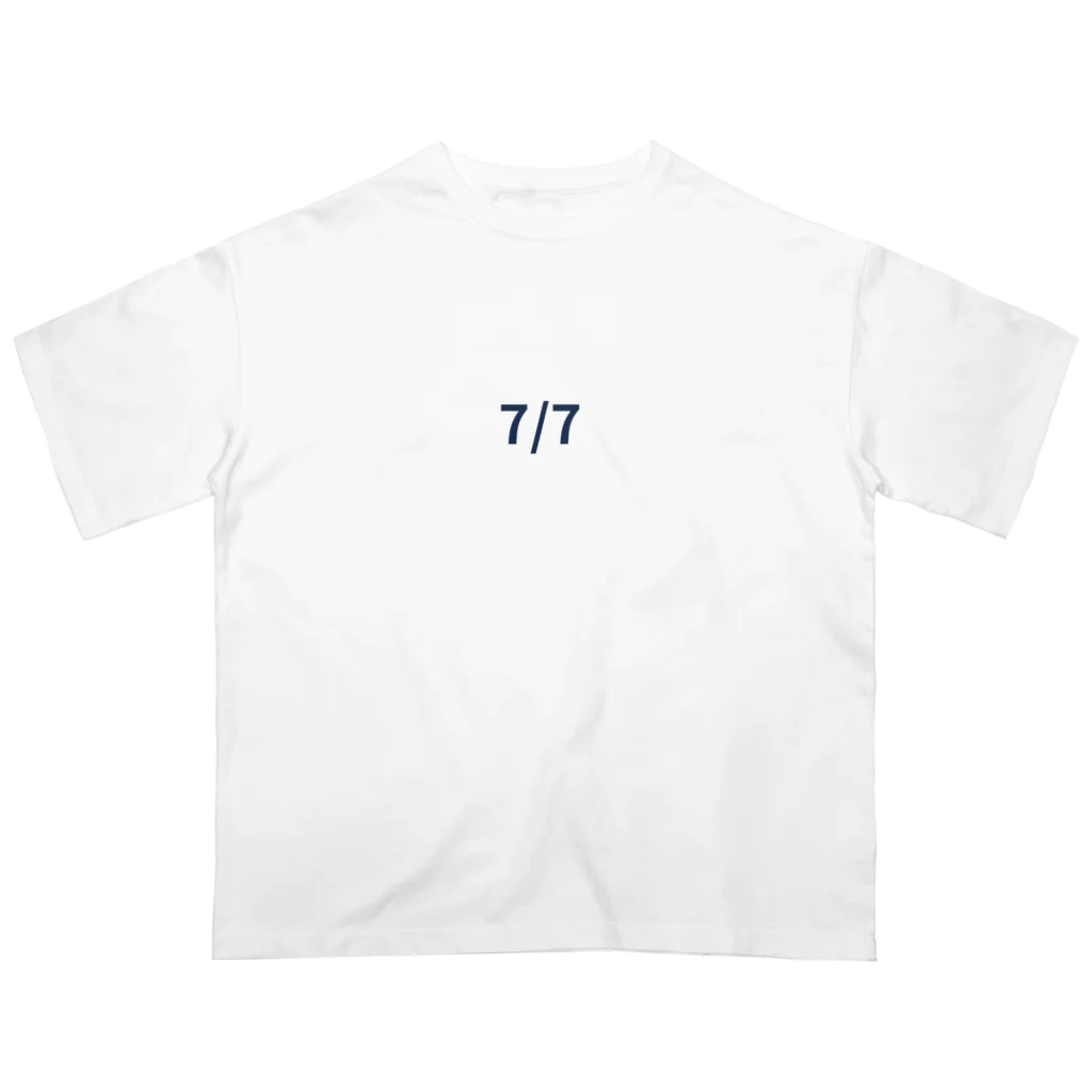 AY-28の日付グッズ7/7バージョン Oversized T-Shirt