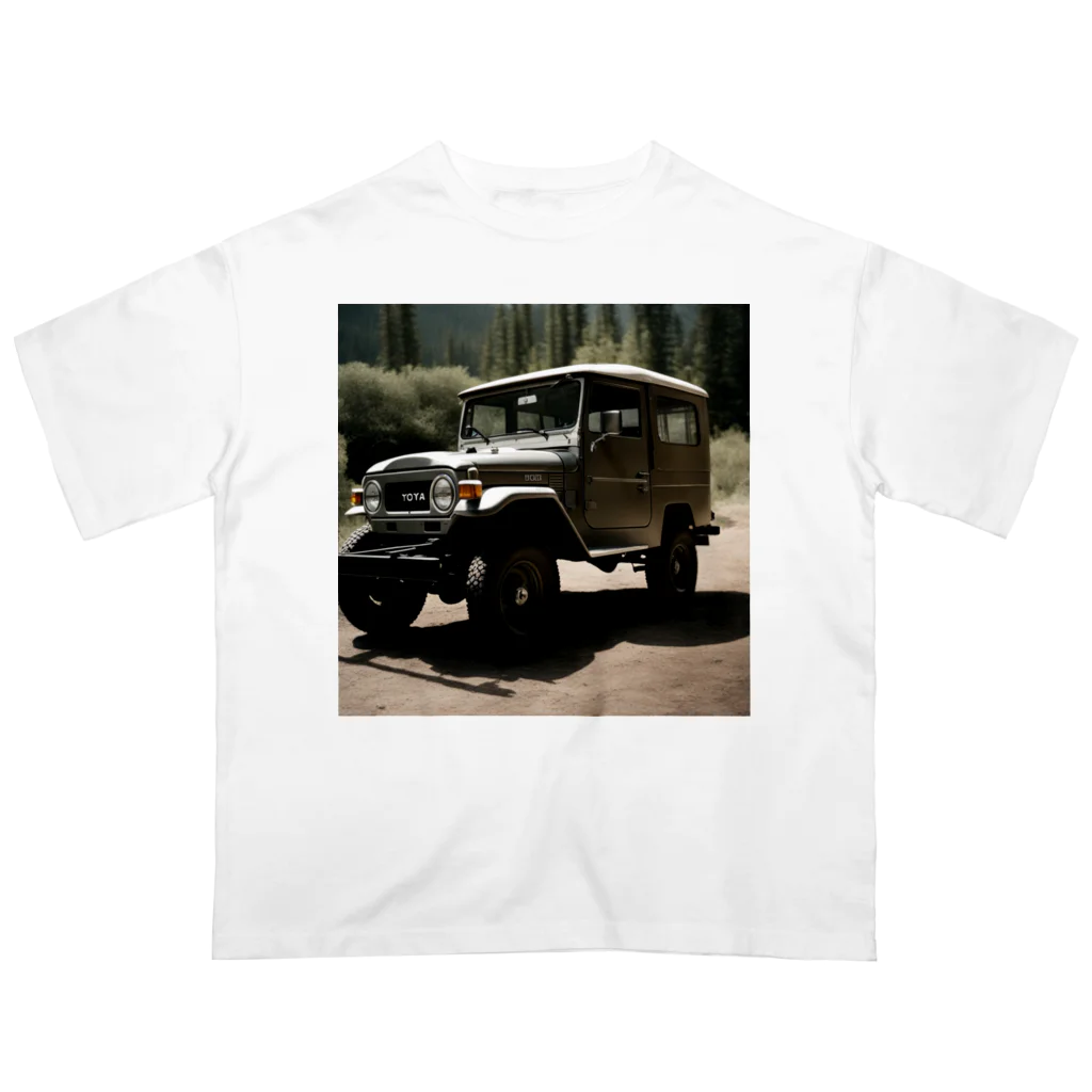 Vintage MotorVehicleのトヨタ・ランドクルーザー Oversized T-Shirt