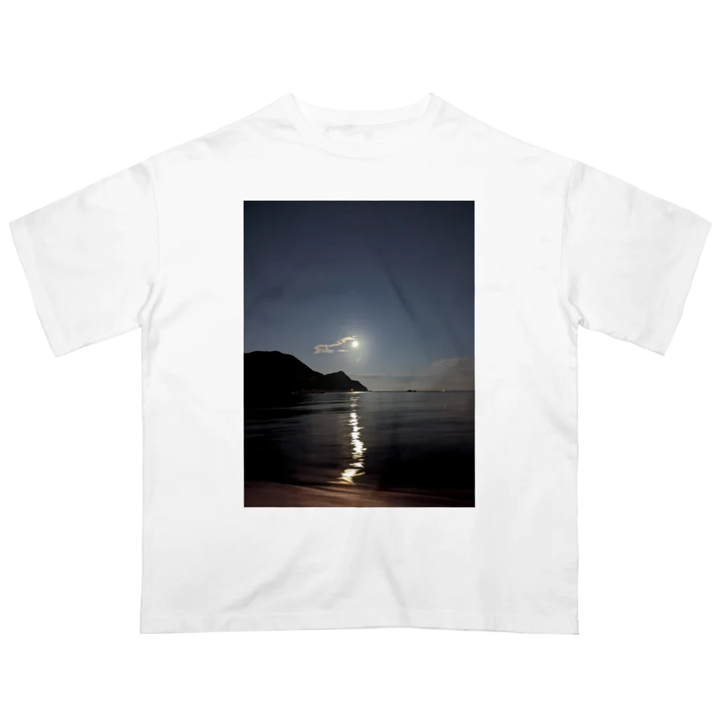ego-designの月夜と海 Oversized T-Shirt