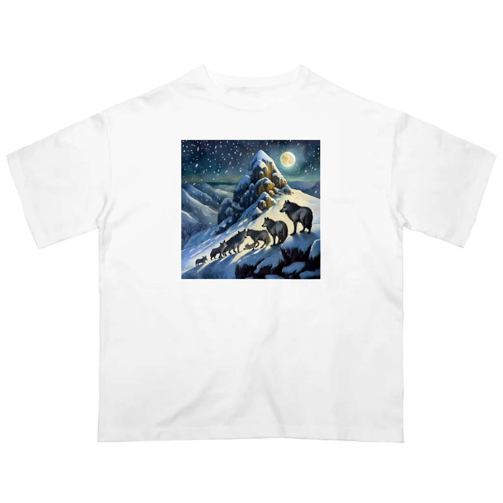 DREAMHOUSEの雪山のオオカミの群れ Oversized T-Shirt