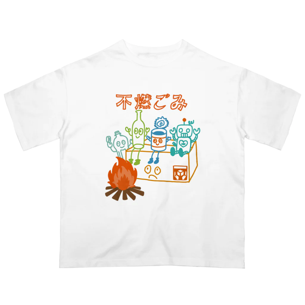 北ﾏｸﾗの国からのチーム不燃ごみ Oversized T-Shirt