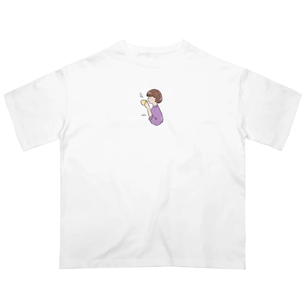 Sakikoのほっとひと息つく女の子　紫芋 オーバーサイズTシャツ