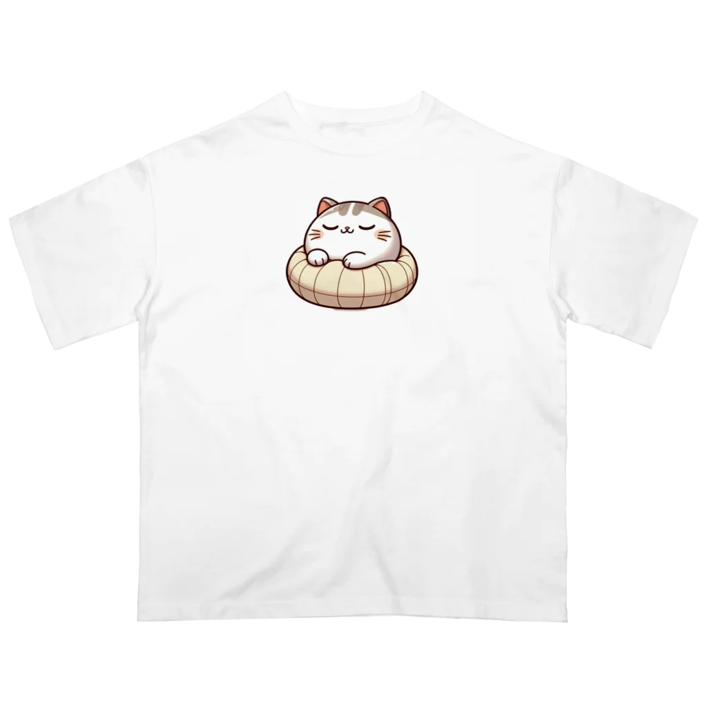 @猫グッズ製作所のかわいい猫の眠りまる Oversized T-Shirt