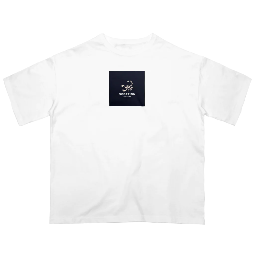 manaco-のスコーピオン Oversized T-Shirt