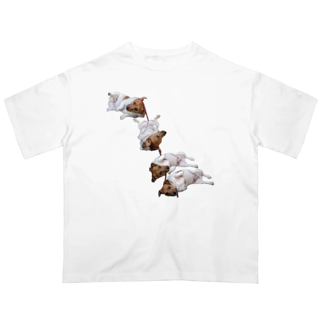 一白のローリング・犬 Oversized T-Shirt