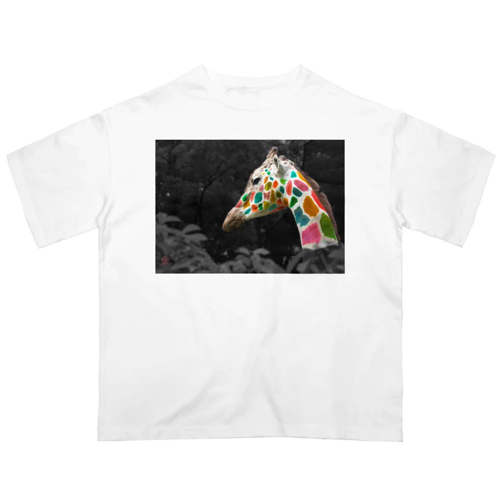 しゃくろーphotoのColor of the Giraffe Oversized T-Shirt