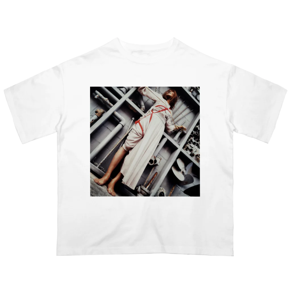 White-HoleのArt＋kinbaku Oversized T-Shirt