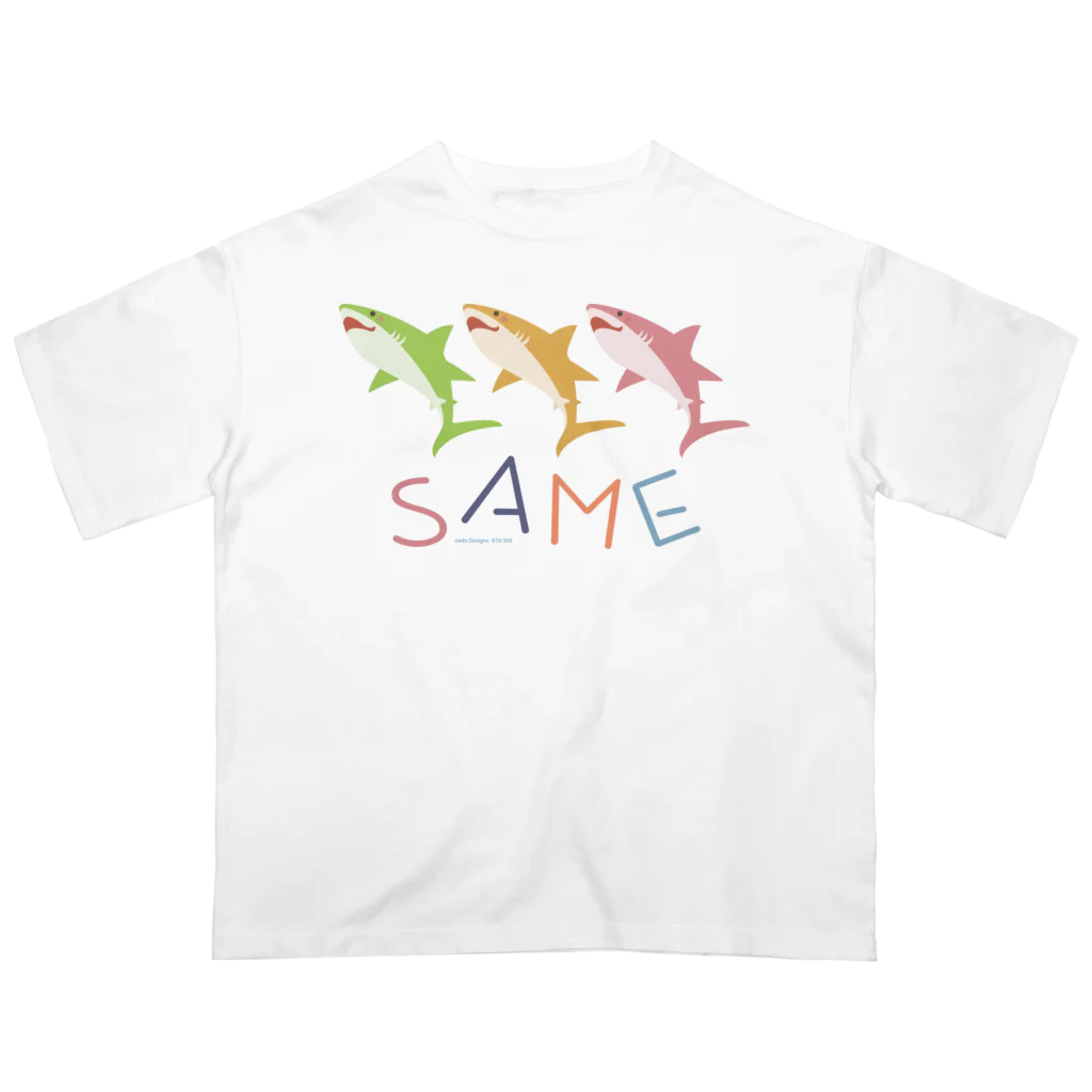 さかたようこ / サメ画家のはにかみSAME オーバーサイズTシャツ