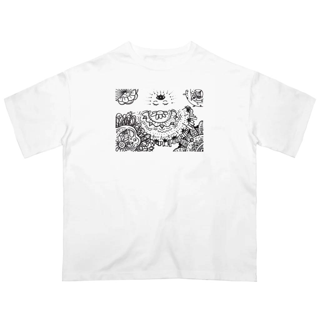 maru houseの祈りの女神 オーバーサイズTシャツ